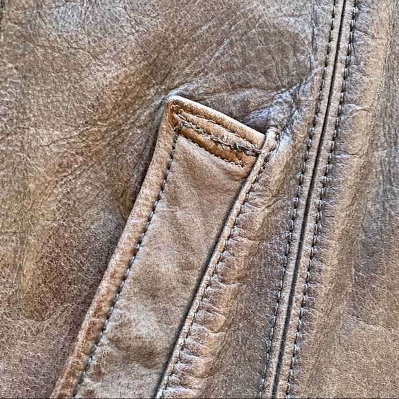 Jos A Bank leather bomber jacket. Size: L - Picture 8 of 8